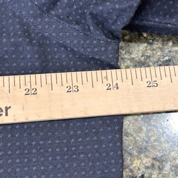 Van Heusen Shirt Mens XL Dark Blue Button Up Long Sleeves Slim Fit Cotton Blend - Picture 6 of 8